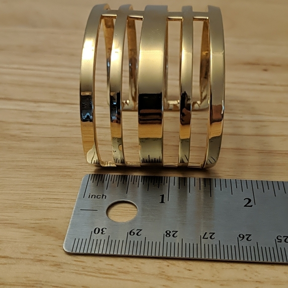 Lined Bangle - Picture 7 of 7